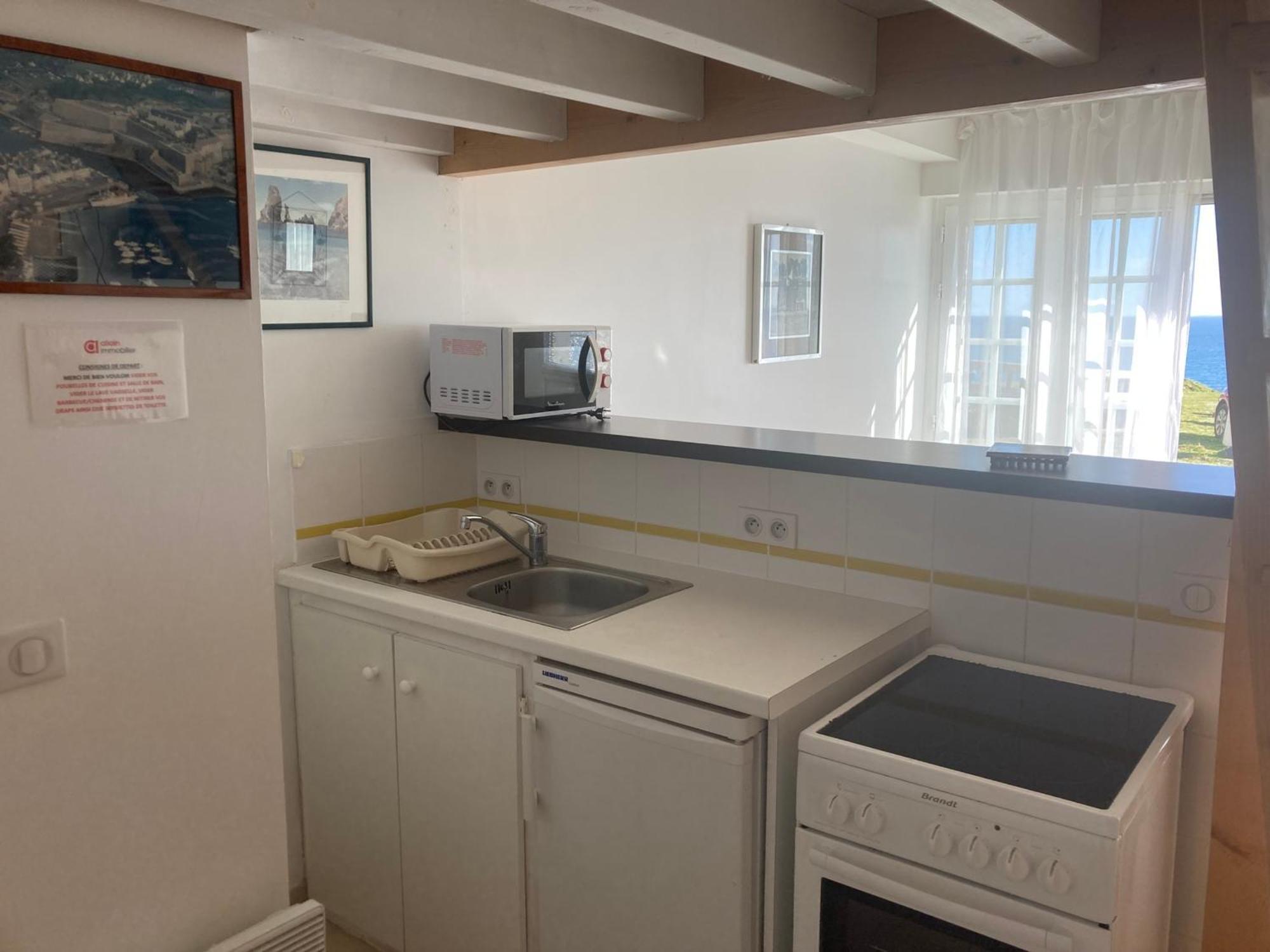 Studio Renove Avec Parking, Wifi, Proche Plage Et Centre - Fr-1-418-93 Le Palais Exterior foto
